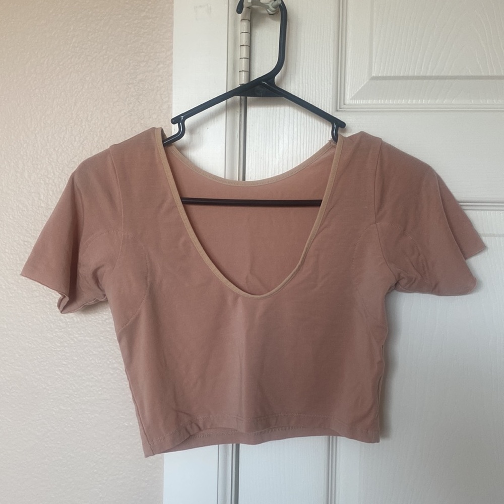 Numi cropped shirt - size M - worn twice
